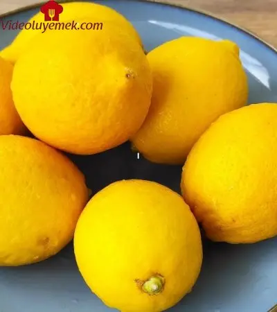 90 Yaşındaki Amca Sırrı Verdi Bu Yöntemle Yapın Asla Acı Olmaz. Evde Limonata Tarifi